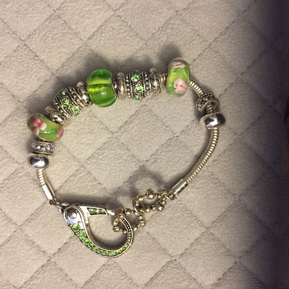 Green Glass Bead Bracelet