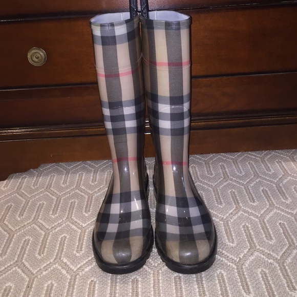 Burberry rain boots