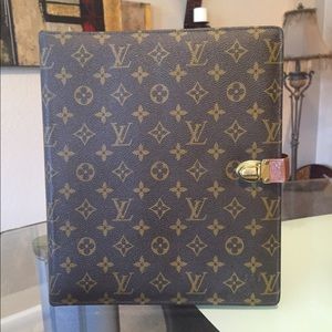 ⛔️TRADED⛔️RARE LOUIS VUITTON 3 RING BINDER