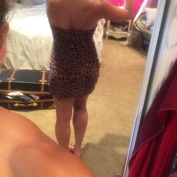 Cheetah print cocktail dress. - Picture 2 of 3