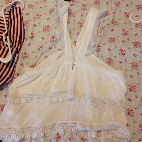 Pins and needles ruffle tier cami - Picture 2 of 4