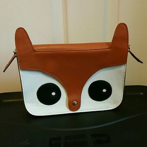 Crossbody purse