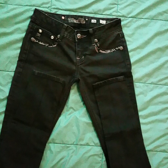 DO NOT BUY...  TRADE FOR @MEEGANLEA1981