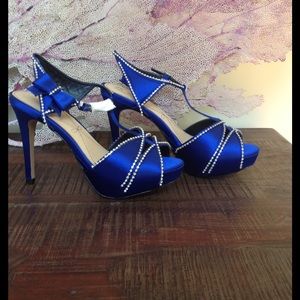 Pour La Victoire blue high heels shoes