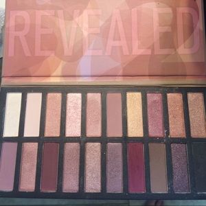 Coastal scents revealed palette