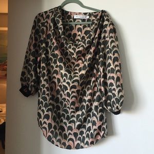 T-bags Los Angeles size L cowl neck blouse