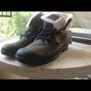 Men's palladium boots