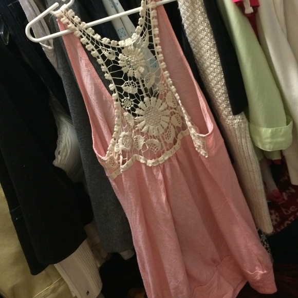 Pink top - Picture 2 of 3