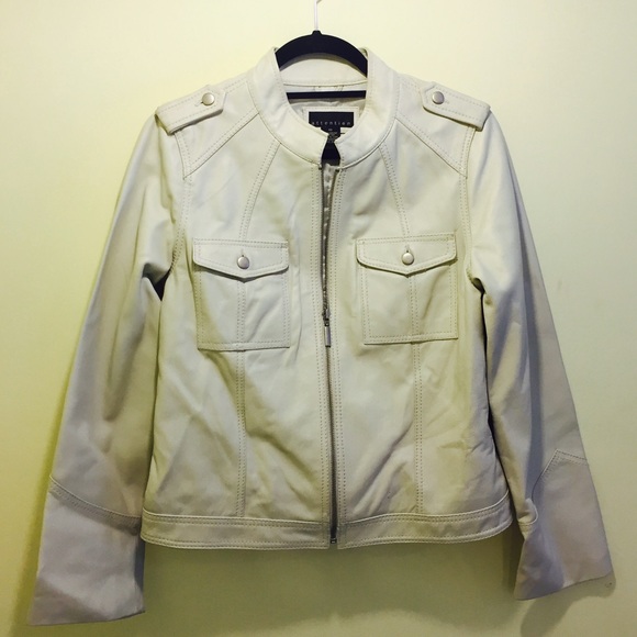 Beige leather zip up jacket!