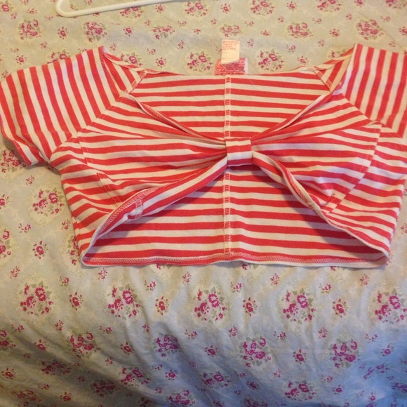 Cute striped crop top will drop price! - Picture 1 of 2