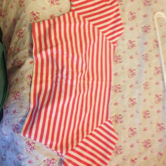 Cute striped crop top will drop price! - Picture 2 of 2