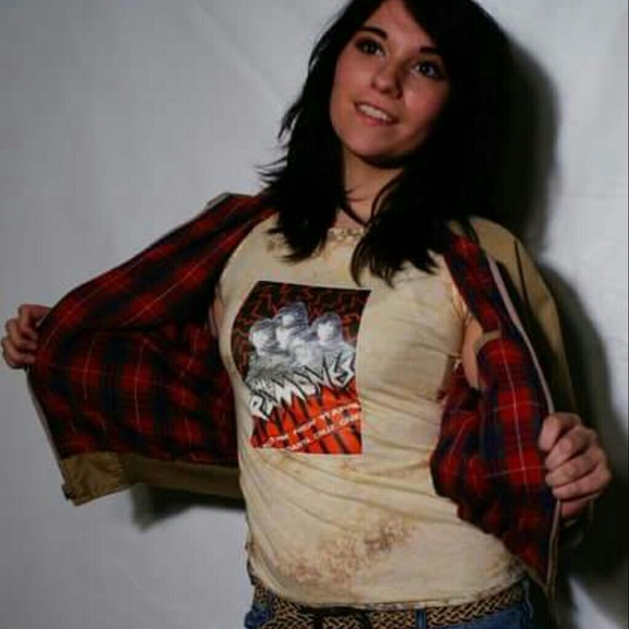 *Meet the posher!* - Picture 4 of 4