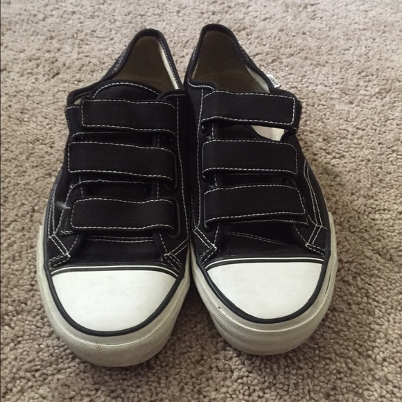 Black vans