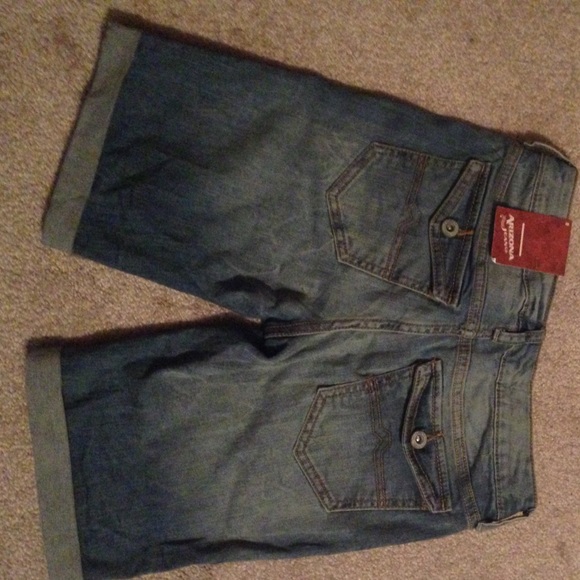 Arizona Jean Shorts - Picture 2 of 4