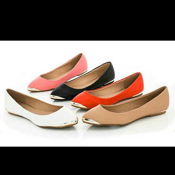 Lady Godiva Pointed Toe Flats