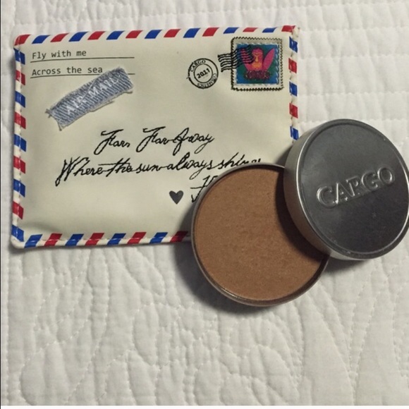 Cargo bronzer