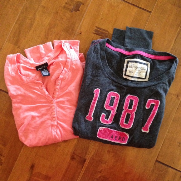 ✨Bundle of Two Long Sleeve Shirts✨