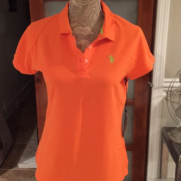 ⛔️SOLD⛔️ Brand New Polo style shirt
