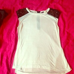 Shirt with studded shoulders