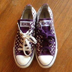 Polka dot converse