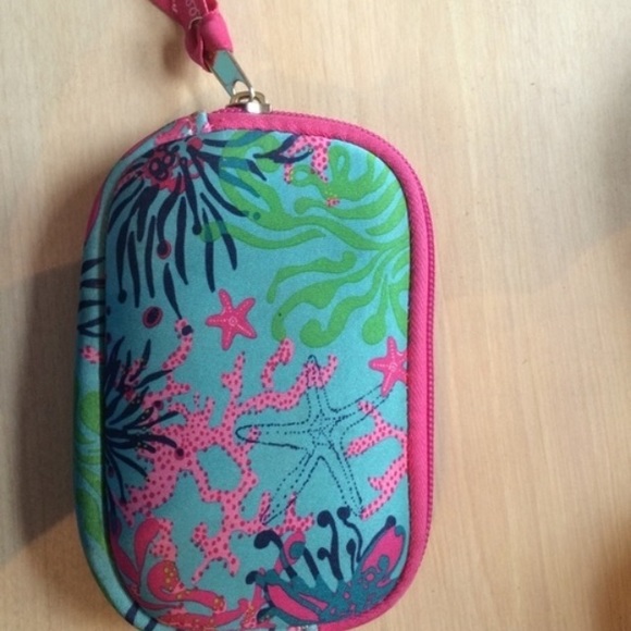 Lilly pulitzer zip bag