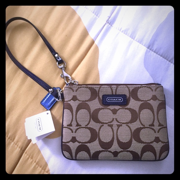 Coach Handbags - Brand new coach wristlet