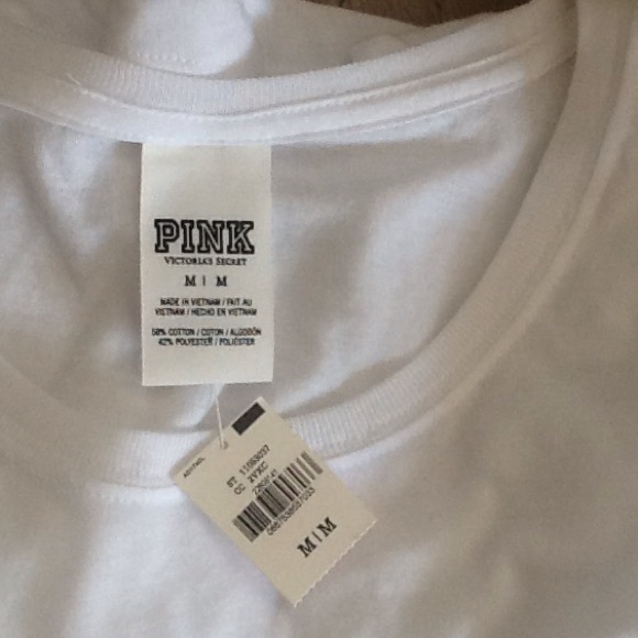 SOLD BNWT VS PINK short sleeved TEE - Picture 3 of 4