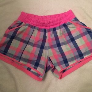 Lululemon size 8 Shake & Break Shorts