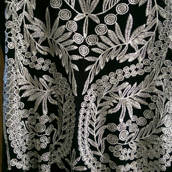 Tank top - Picture 2 of 2