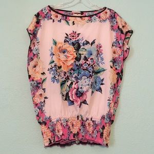 Floral Handkerchief Top Medium New