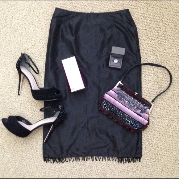 💕🎉HP 🎊💘  Alex & Trixie 100% Silk Fringe Skirt