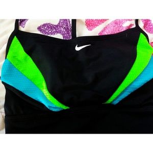 NWOT Nike Swimwear