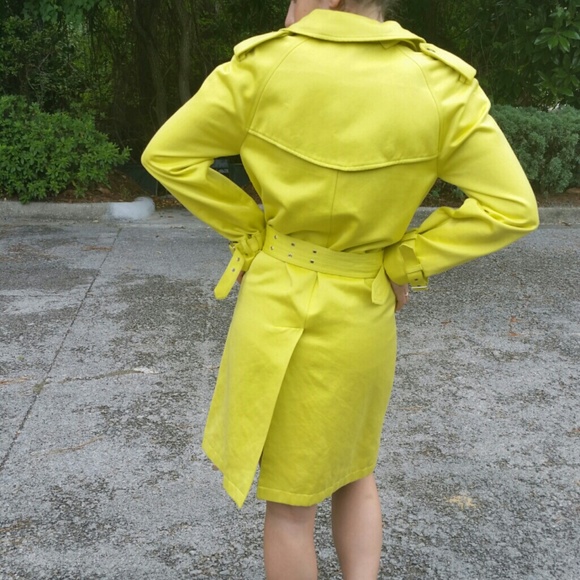 Canary Yellow Burberry London Trench coat - Picture 2 of 4