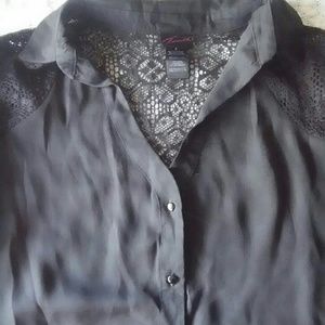 Bundle of 2 torrid shirts for customer