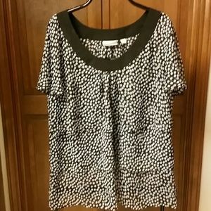 Avenue polka-dot top