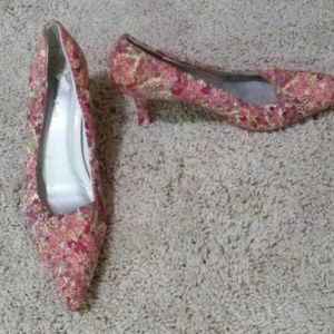 Floral Pumps