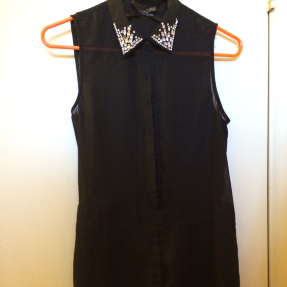 Black romper ✨( sheer like material)