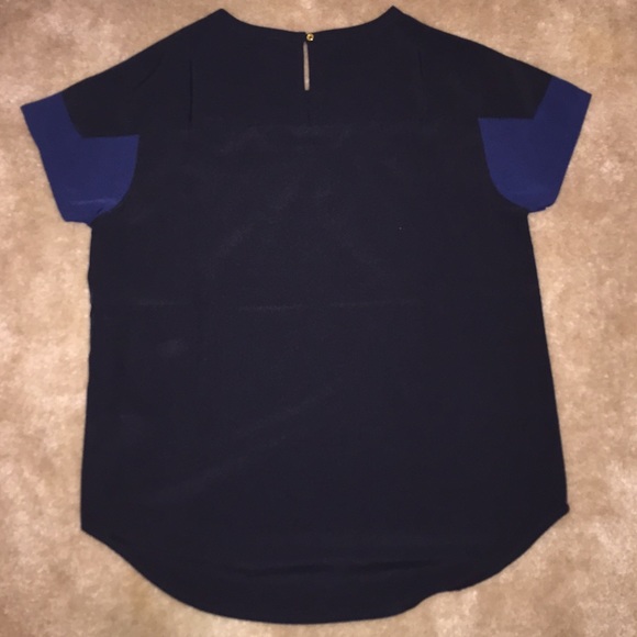 NWOT Banana Republic Navy/ Black Color Block Top - Picture 2 of 2