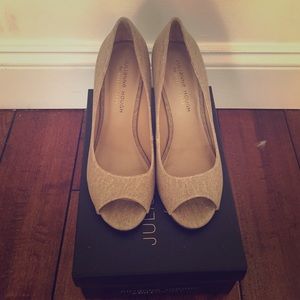 Julianne Hough wedges