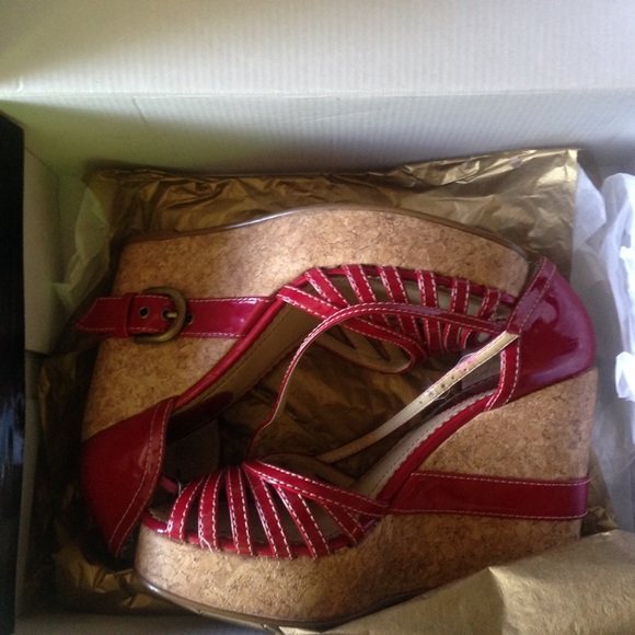 Wedges - Picture 3 of 3