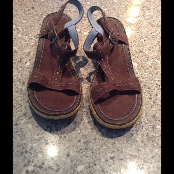 Brown wedges Clarks
