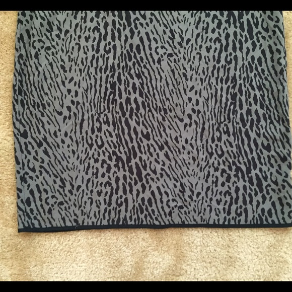 Gap Animal Printed gray dress - Picture 2 of 2
