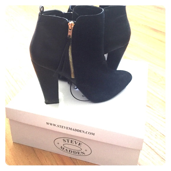 Steve Madden Jannyce Black Suede Boots 8.5