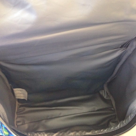 NWT Betsey Johnson lunch tote - Picture 3 of 4