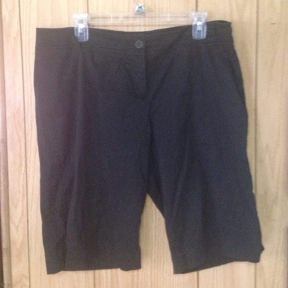 New York & Co. Black shorts