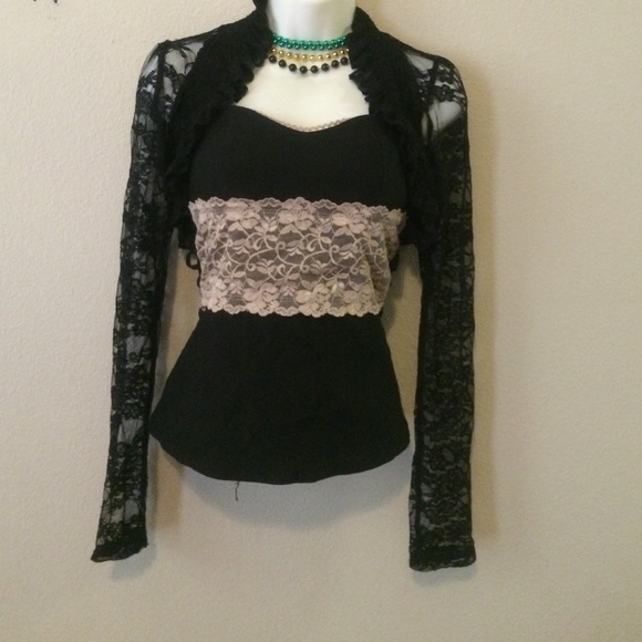 Black laces bolero