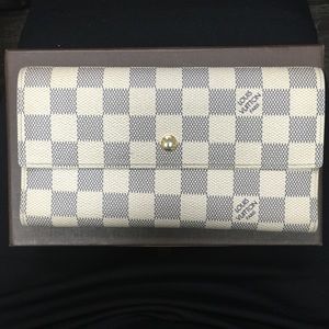 AUTHENTIC Louis Vuitton Damier Azur Wallet