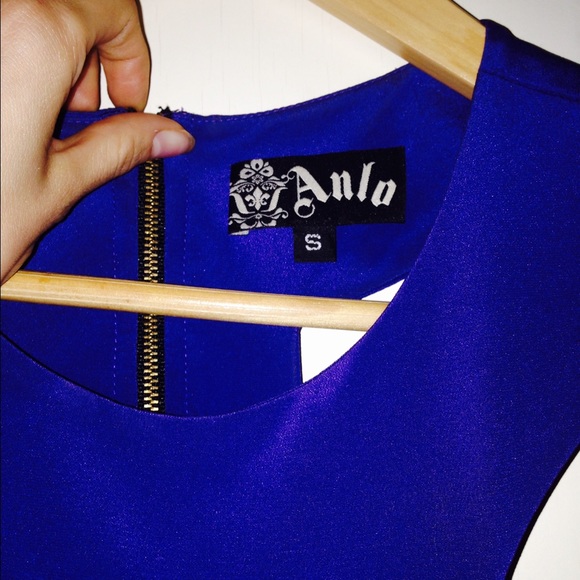Special cut back zipper