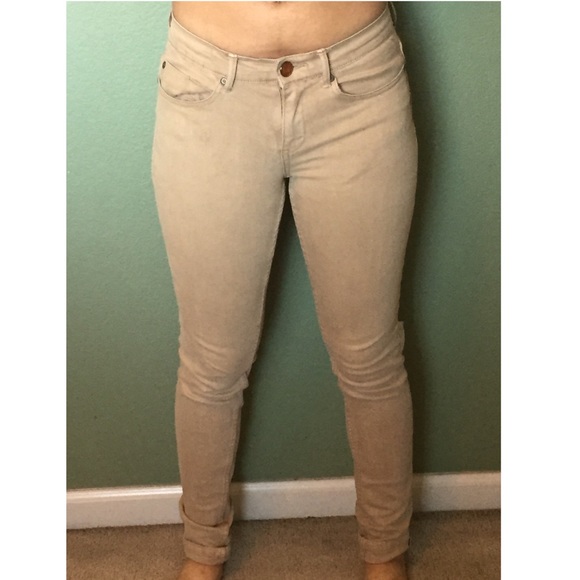 Khaki jeans