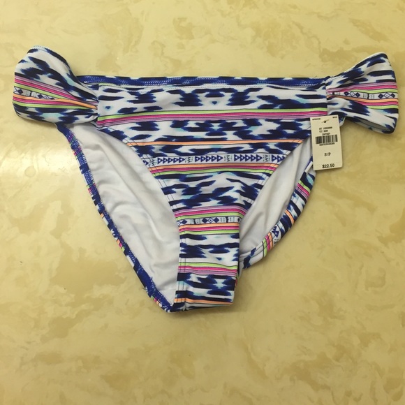 SOLD 🚫🚫Brand new bikini bottoms - Picture 1 of 3